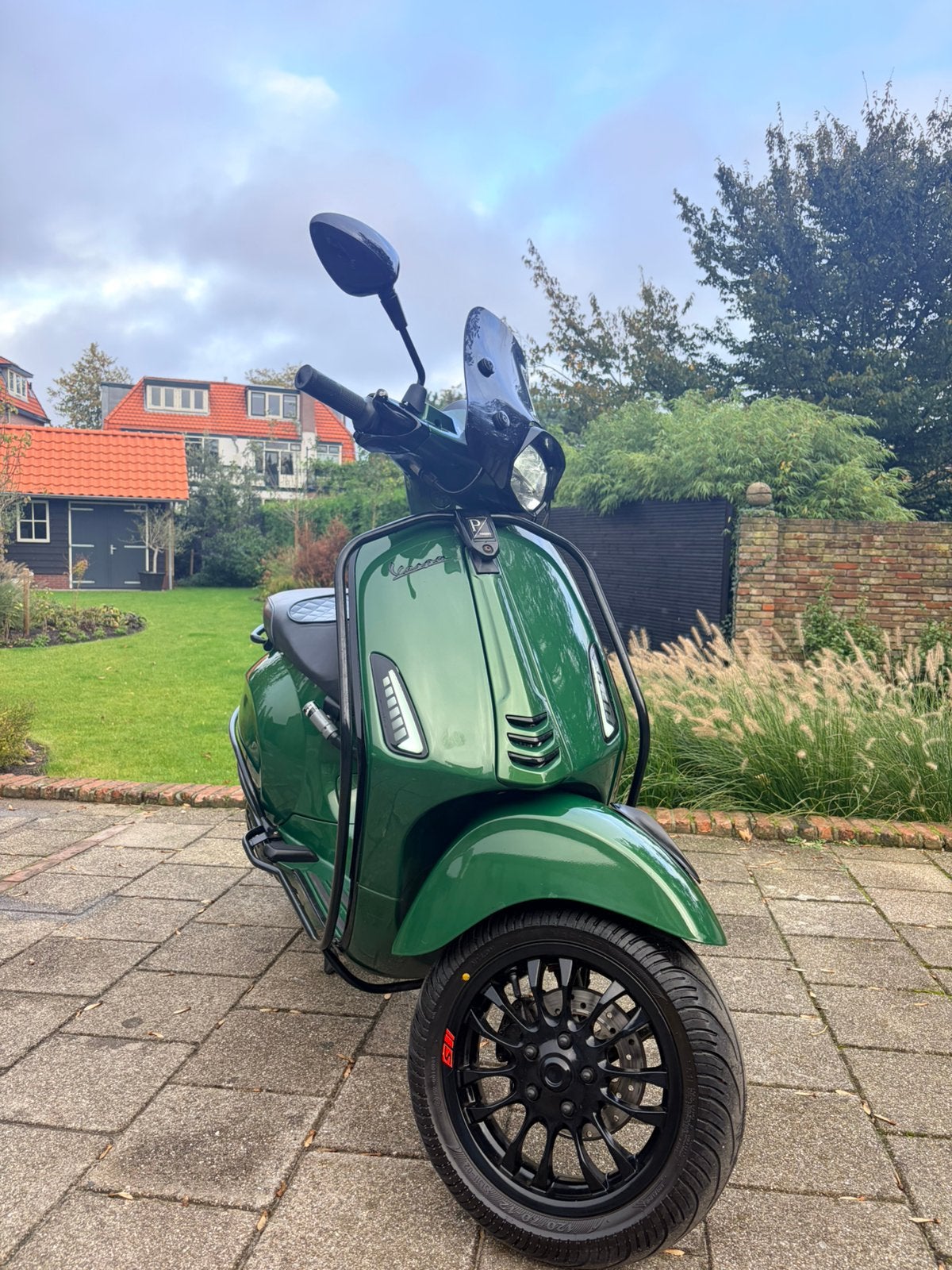 Custom full option vespa sprint I-Get E4 BROM Alarm 2019, Ophalen of Verzenden, Zo goed als nieuw, Benzine