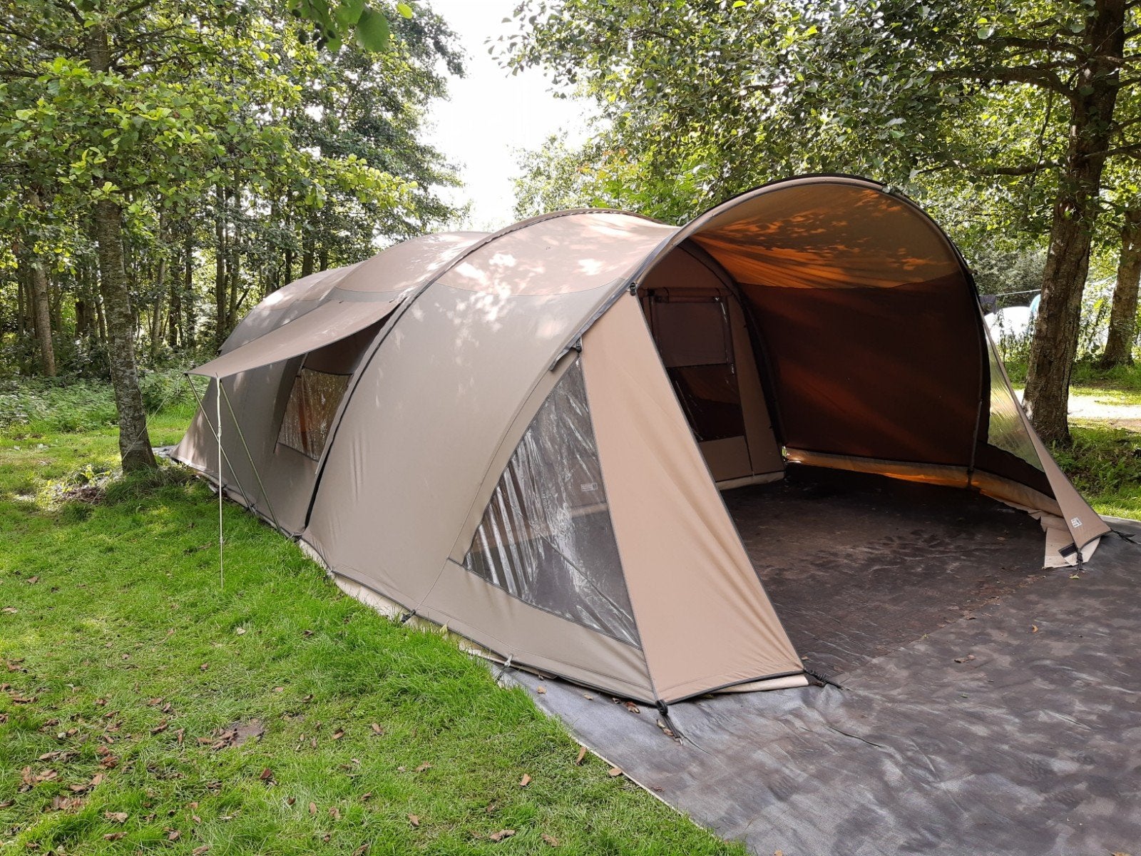 Falco Havik 4600 – Luxe 6-Persoons Tunneltent, Ophalen, Gebruikt, Tot en met 6