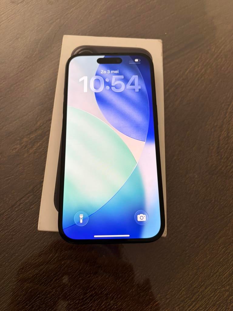 Iphone 16 zwart 128gb 5G Apple garagtie t/m okt 2026, Telecommunicatie, Mobiele telefoons | Apple iPhone, Zo goed als nieuw, 128 GB