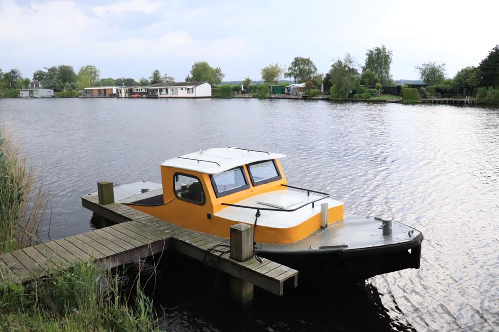 Karakteristieke sleepvlet, Gebruikt, Binnenboordmotor, Diesel, 1.00 - 1.50 meter