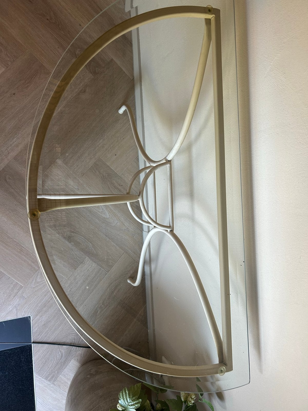 Halve Maan Bijzettafel met Glazen Blad - Wit Metaal, Ophalen, Gebruikt, Glas, 75 cm of meer