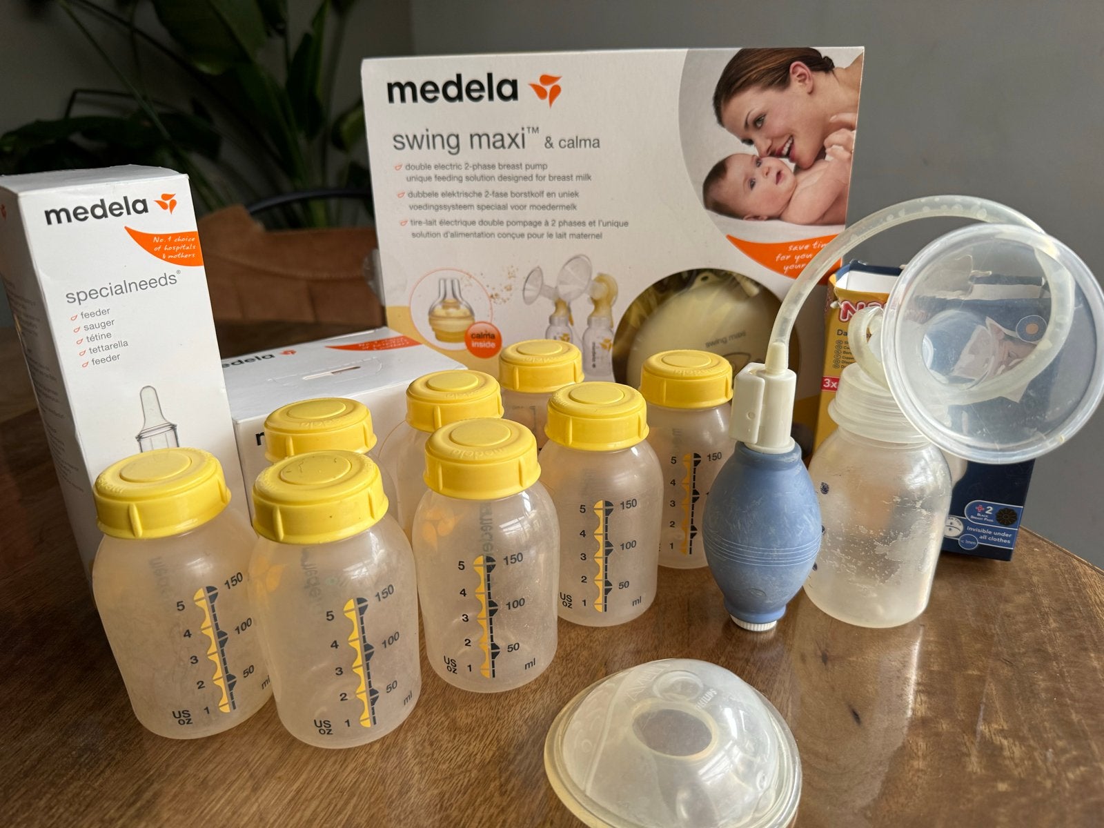Medela Swing Maxi dubbele elektrische borstkolf + accessoire, Kinderen en Baby's, Ophalen, Gebruikt