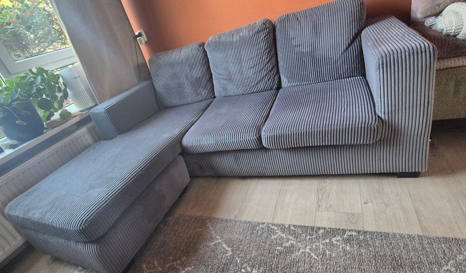 Antracietgrijze hoekbank van Seats and Sofas, Ophalen, 250 tot 300 cm, Gebruikt, Hoekbank