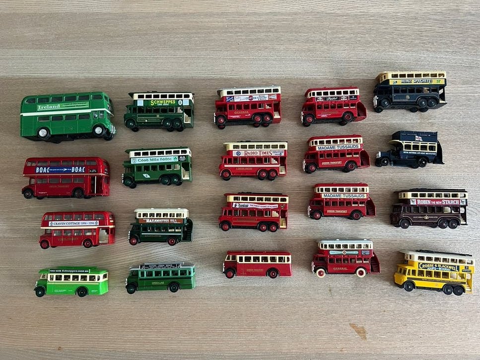 Verzameling van 20 diverse engelse bussen, Ophalen of Verzenden