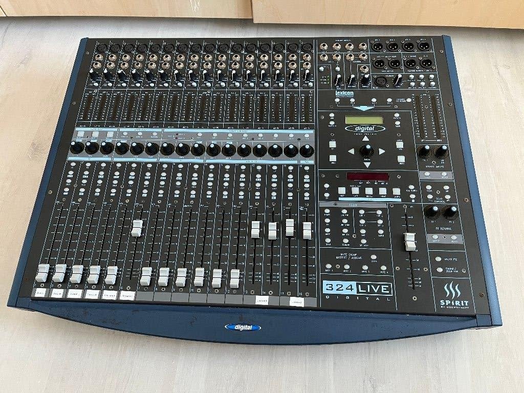 Soundcraft Spirit 324 Live Digitale Mengtafel, Ophalen, Zo goed als nieuw, 10 tot 20 kanalen