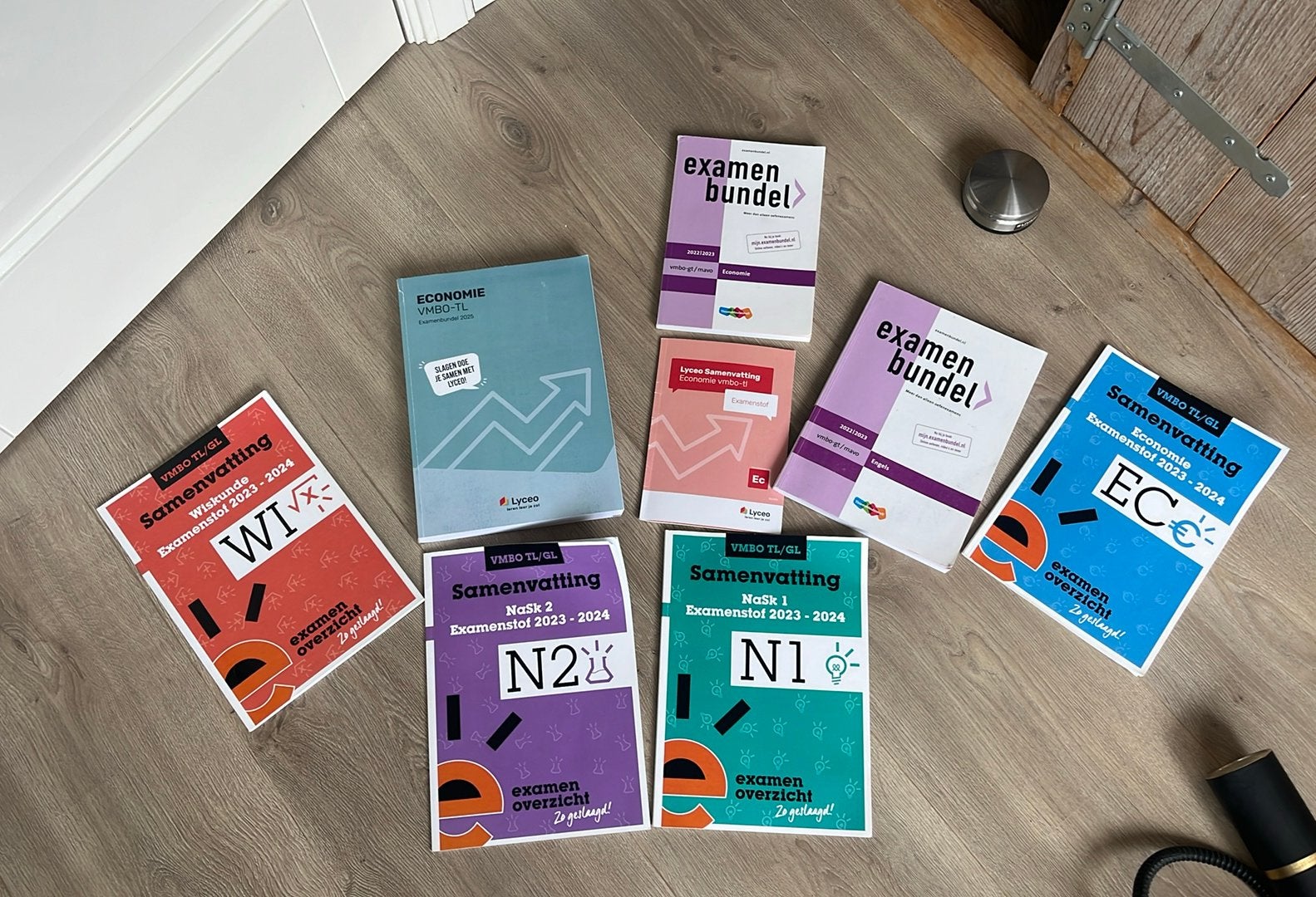 Examenbundels VMBO T, Ophalen, Zo goed als nieuw, Overige onderwerpen