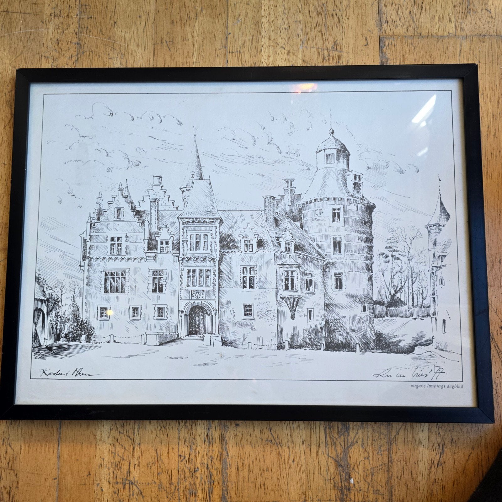 Kasteel Neer - Tekening uitgave Limburgs Dagblad, Antiek en Kunst, Ophalen of Verzenden, Tekening, Pentekening, Gesigneerd