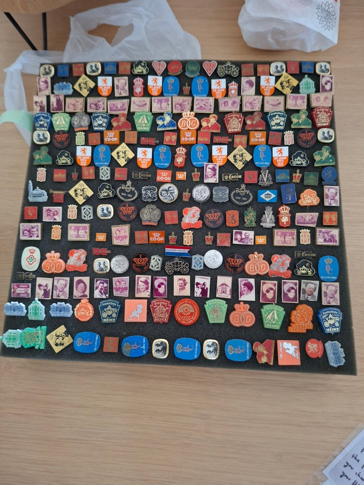 speldjes verzameling, Ophalen of Verzenden, Gebruikt, Overige onderwerpen, Speldje of Pin