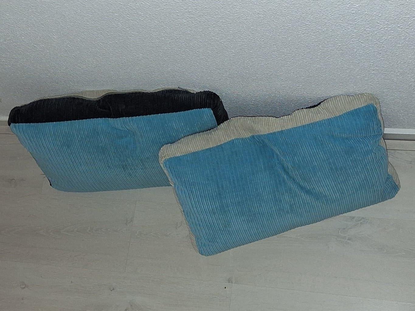 2 Lifetime kussens 30x50, Huis en Inrichting, Ophalen of Verzenden, Zo goed als nieuw, Blauw, Vierkant