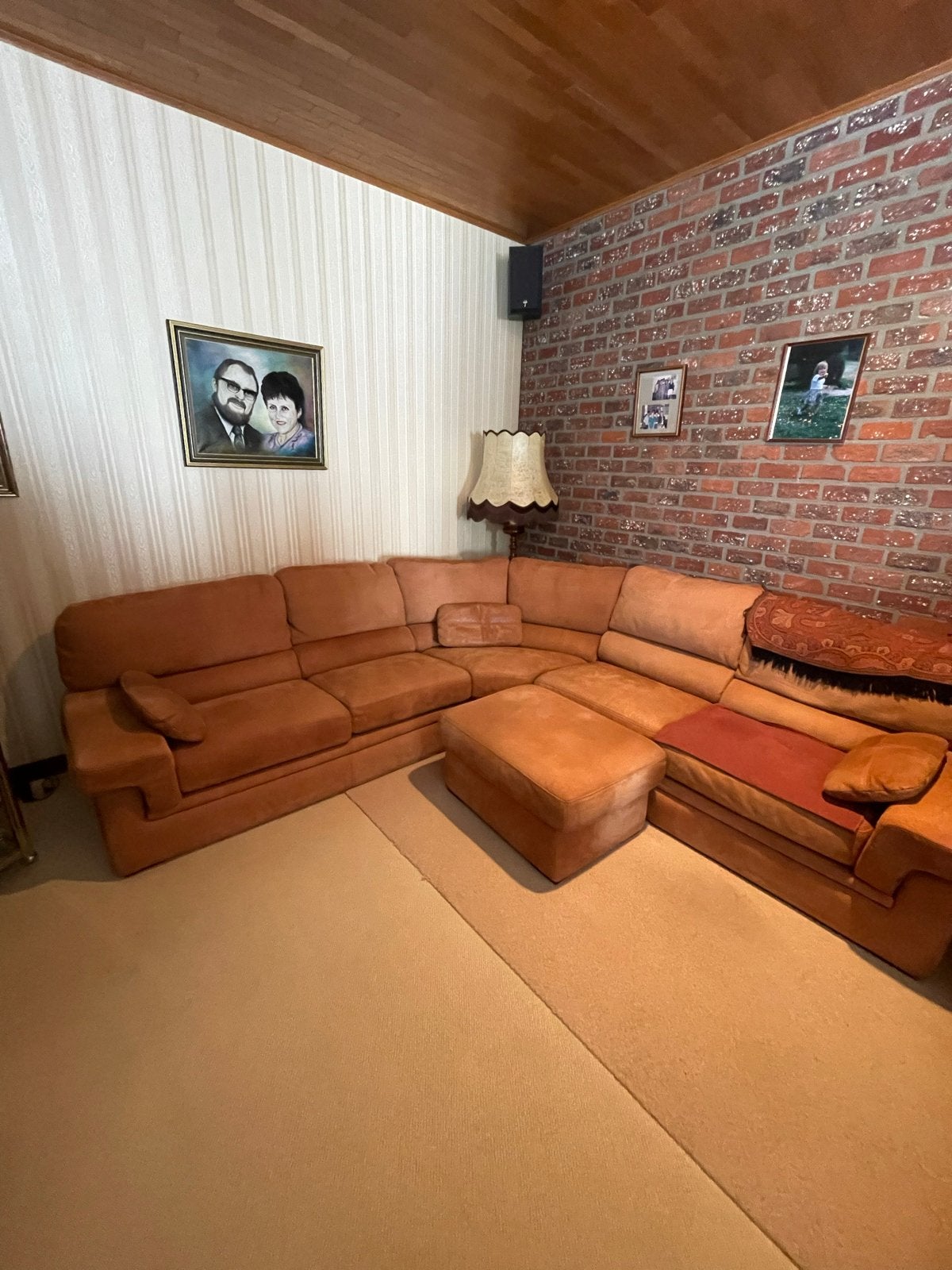 Comfortabele hoekbank met poef - Gebruikt, Huis en Inrichting, Ophalen, Gebruikt, 100 tot 125 cm, Hoekbank