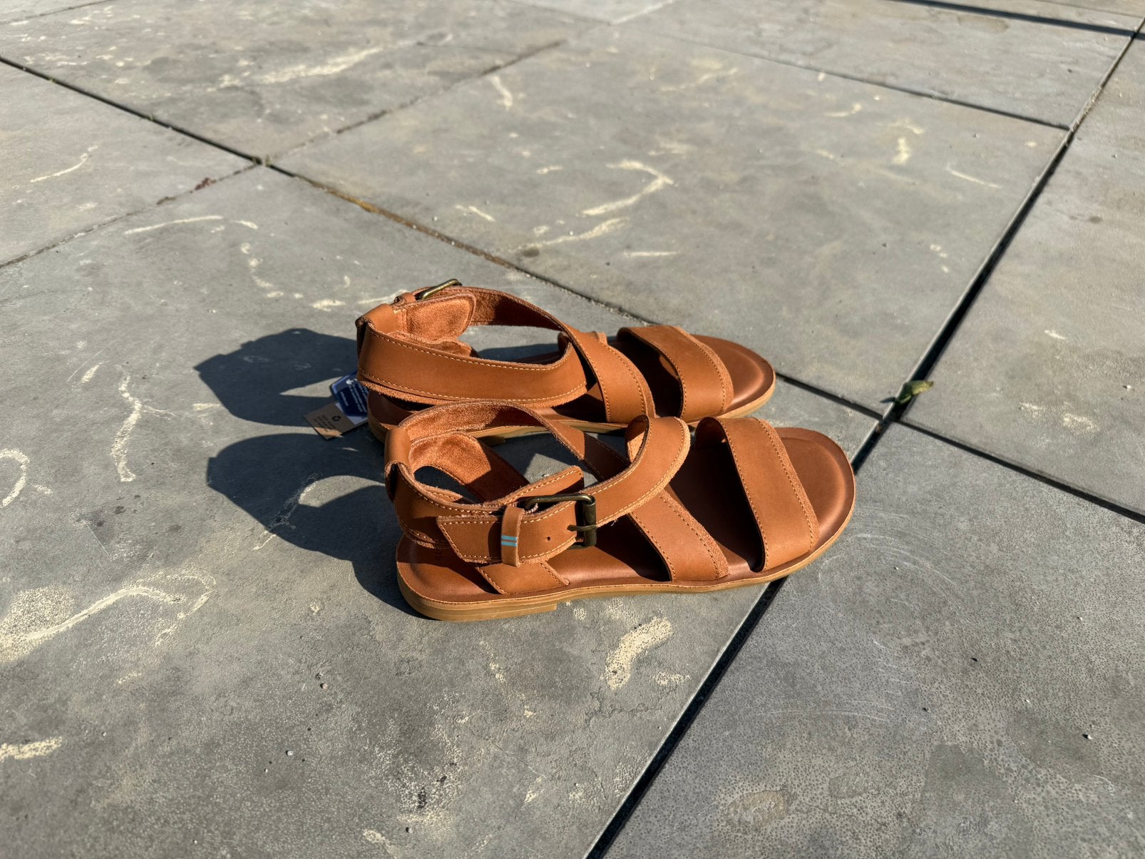Toms sandalen - cognackleurig - maat 38, Kleding | Dames, Bruin, Nieuw, Sandalen of Muiltjes, Ophalen of Verzenden