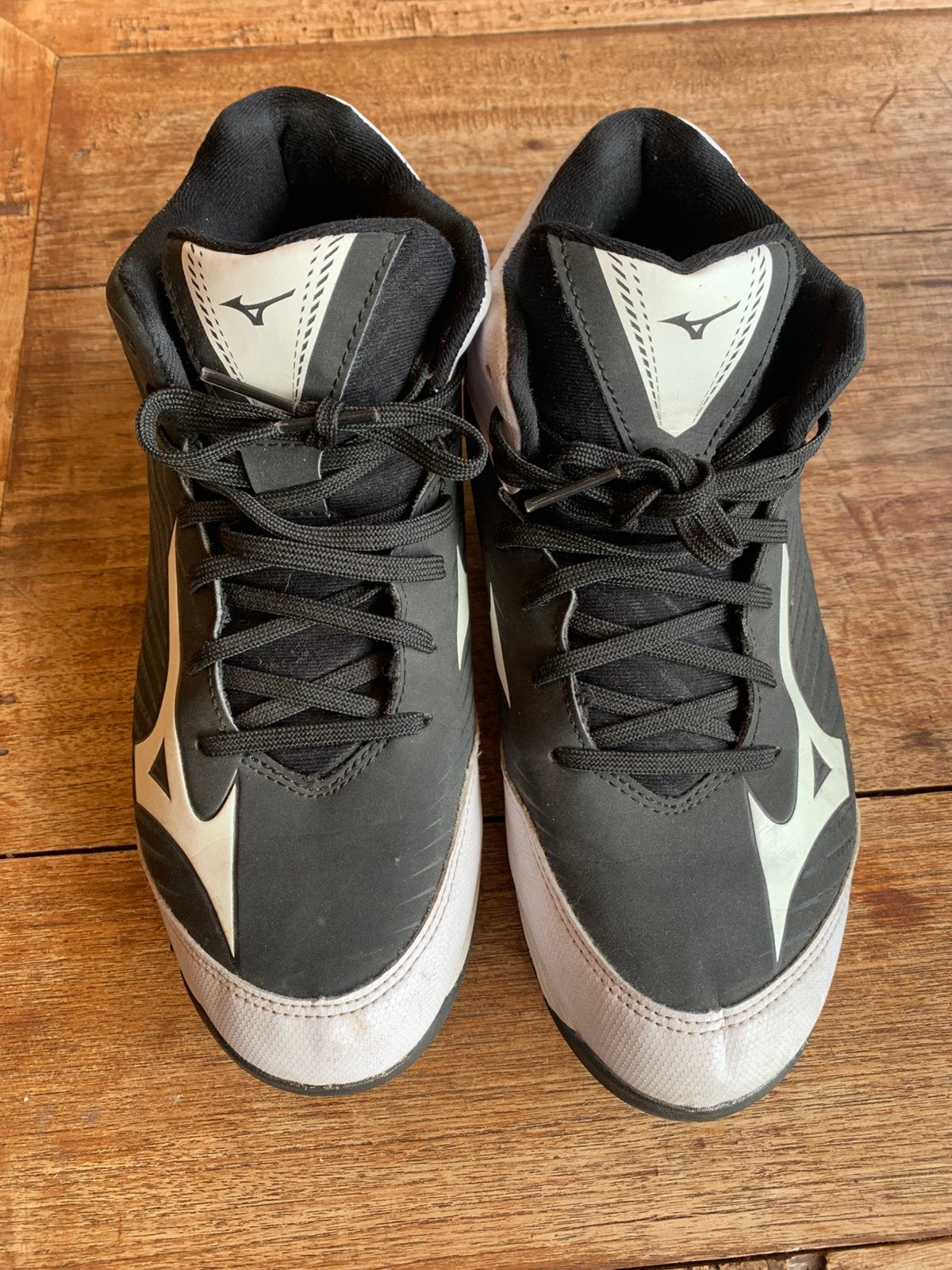 Mizuno korfbalschoenen maat 42,5, zo goed als nieuw, Sport en Fitness, Korfbal, Ophalen of Verzenden, Zo goed als nieuw, Schoenen