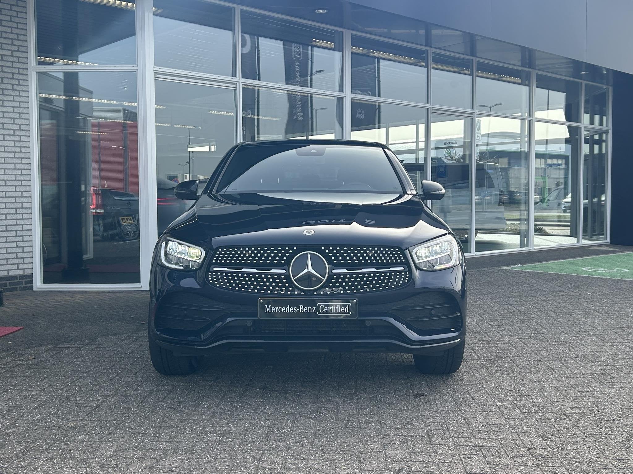 Mercedes-Benz GLC-klasse Coupé 300e 4MATIC Business Solutio, Auto's, Automaat, 1940 kg, Gebruikt, 4 cilinders