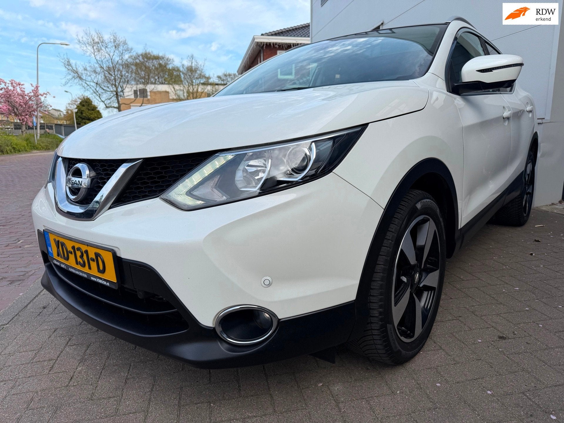 Nissan Qashqai 1.2 N-Vision/Pano/360 Camera/Automaat/Navi/ke, Auto's, Gebruikt, 4 cilinders, 116 pk, Wit