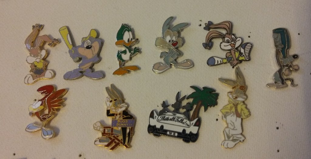 Looney Tunes Tiny Toons Bugs Bunny tekenfilm pins strip, Verzenden, Zo goed als nieuw