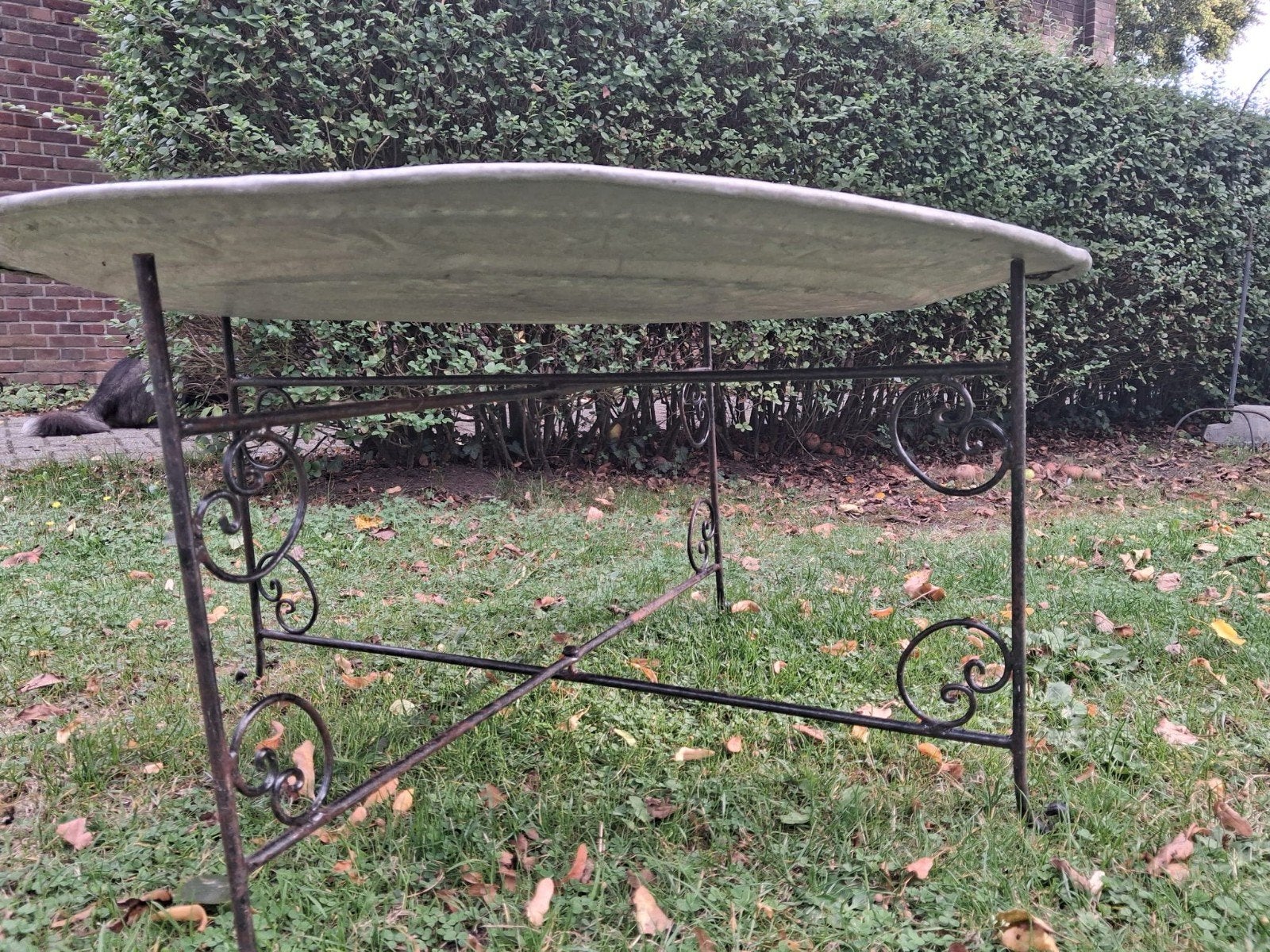 Marokaanse dienbladtafel met smeedijzeren onderstel, Ophalen, Gebruikt, 50 tot 100 cm, Rond