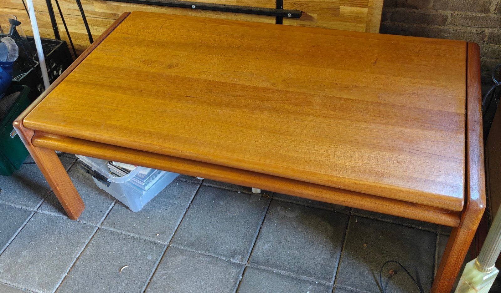 Prachtige Deense Vintage Salfontafel, Huis en Inrichting, Tafels | Salontafels, 50 – 75, Gebruikt, 100 tot 150 cm, Teakhout
