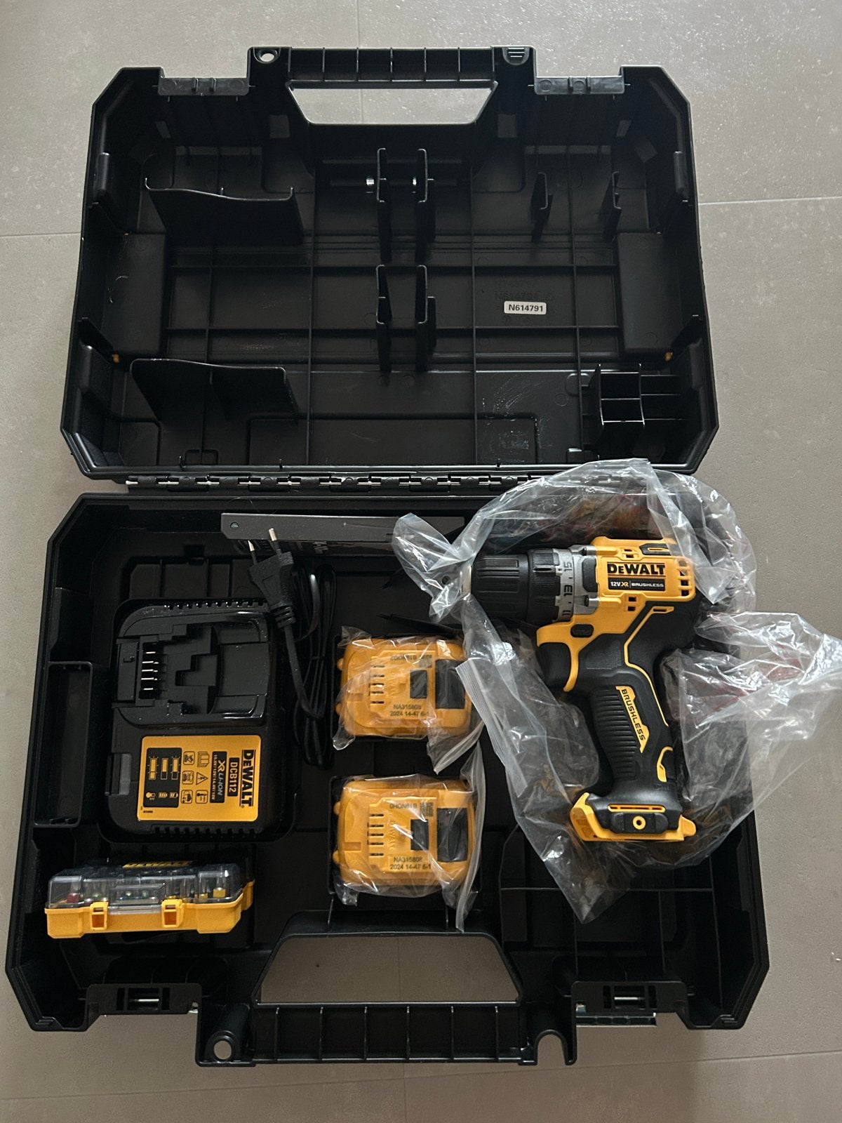 DeWALT DCD701D2-QW Accu Schroefboormachine 12V 2,0Ah Li-ion, Variabele snelheid, Ophalen of Verzenden, Minder dan 400 watt, Zo goed als nieuw