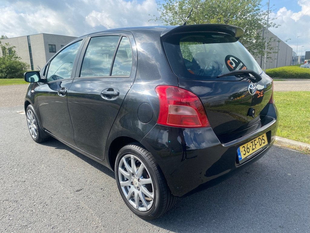 Toyota Yaris 2008 * 1.3 VVTi Sol MMT * LMV * ELEC. RAMEN * A, Auto's, 750 kg, 4 cilinders, Zwart, Origineel Nederlands