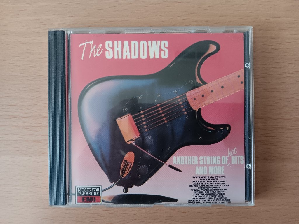 mooie originele CD van The Shadows, Ophalen, Gebruikt