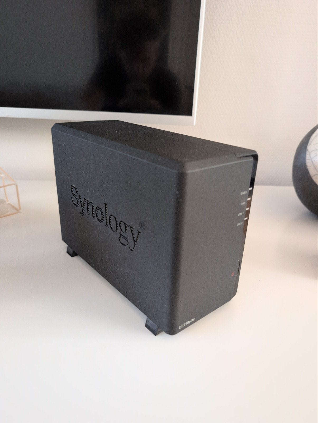 Synology DS218play NAS - INCL 2x 4TB Seagate disk, Ophalen of Verzenden, Gebruikt
