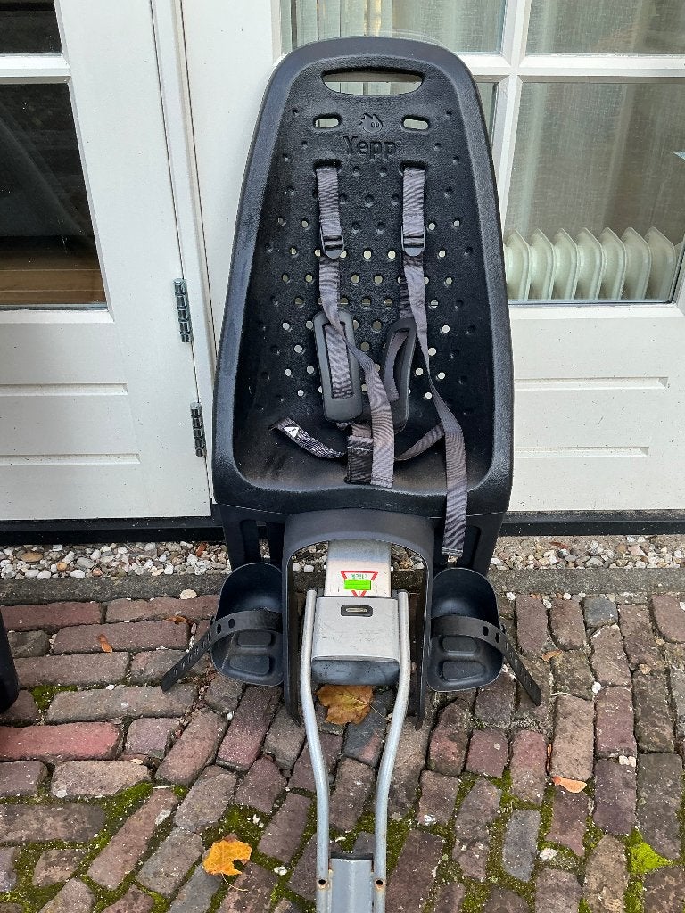 Yepp stoeltje achter, Ophalen, Achterzitje, Voetsteuntjes, Yepp