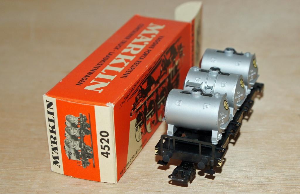Marklin Container wagen 4520 in OVP, Hobby en Vrije tijd, Modeltreinen | H0, Wisselstroom, Wagon, Ophalen of Verzenden, Zo goed als nieuw