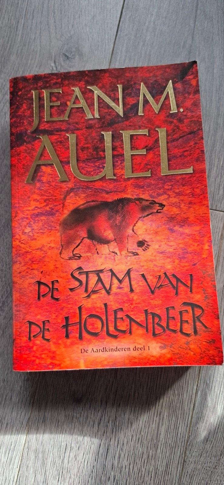 De Stam van de Holenbeer - Jean M. Auel, Ophalen of Verzenden, Gelezen, Jean M. Auel, Nederland