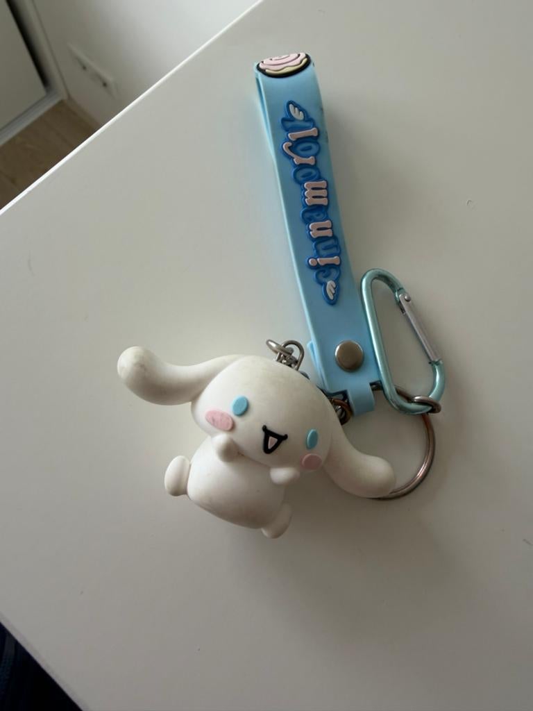 Sanrio Cinnamoroll sleutelhanger, Ophalen of Verzenden, Zo goed als nieuw, Knuffel of Figuurtje