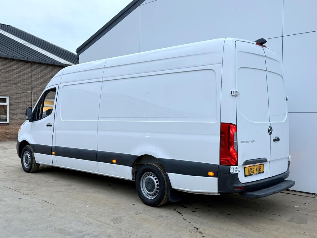 Mercedes-Benz Sprinter 316 2.2 CDI *MOTOR PROBLEEM/ENGINE TR, Auto's, Bestelauto's, Gebruikt, Zwart, 4 cilinders, 2000 kg
