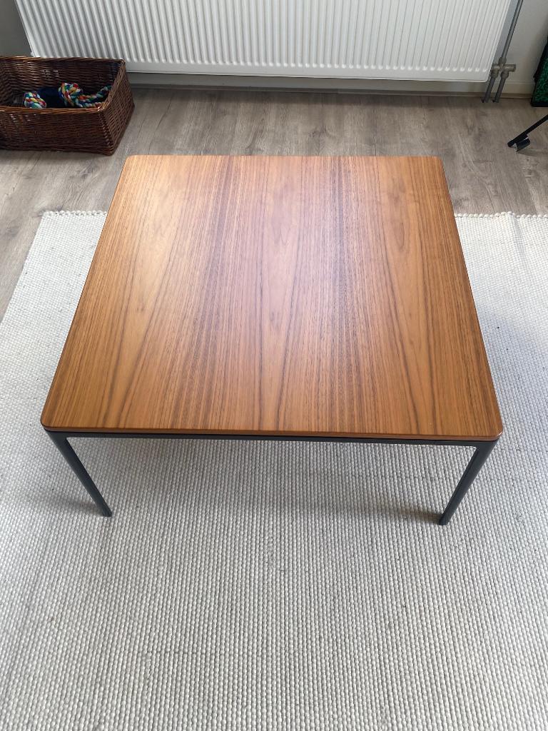 Vitra Plate Table Jasper Morrison (2017), Huis en Inrichting, Tafels | Bijzettafels, Ophalen, 55 tot 75 cm, Zo goed als nieuw