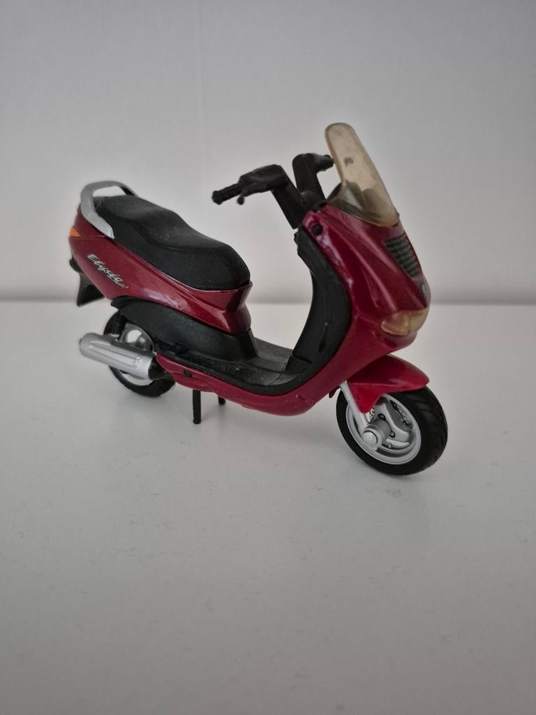 Peugeot Elyseo model scooter - Rood, Ophalen of Verzenden, Zo goed als nieuw, Overige typen
