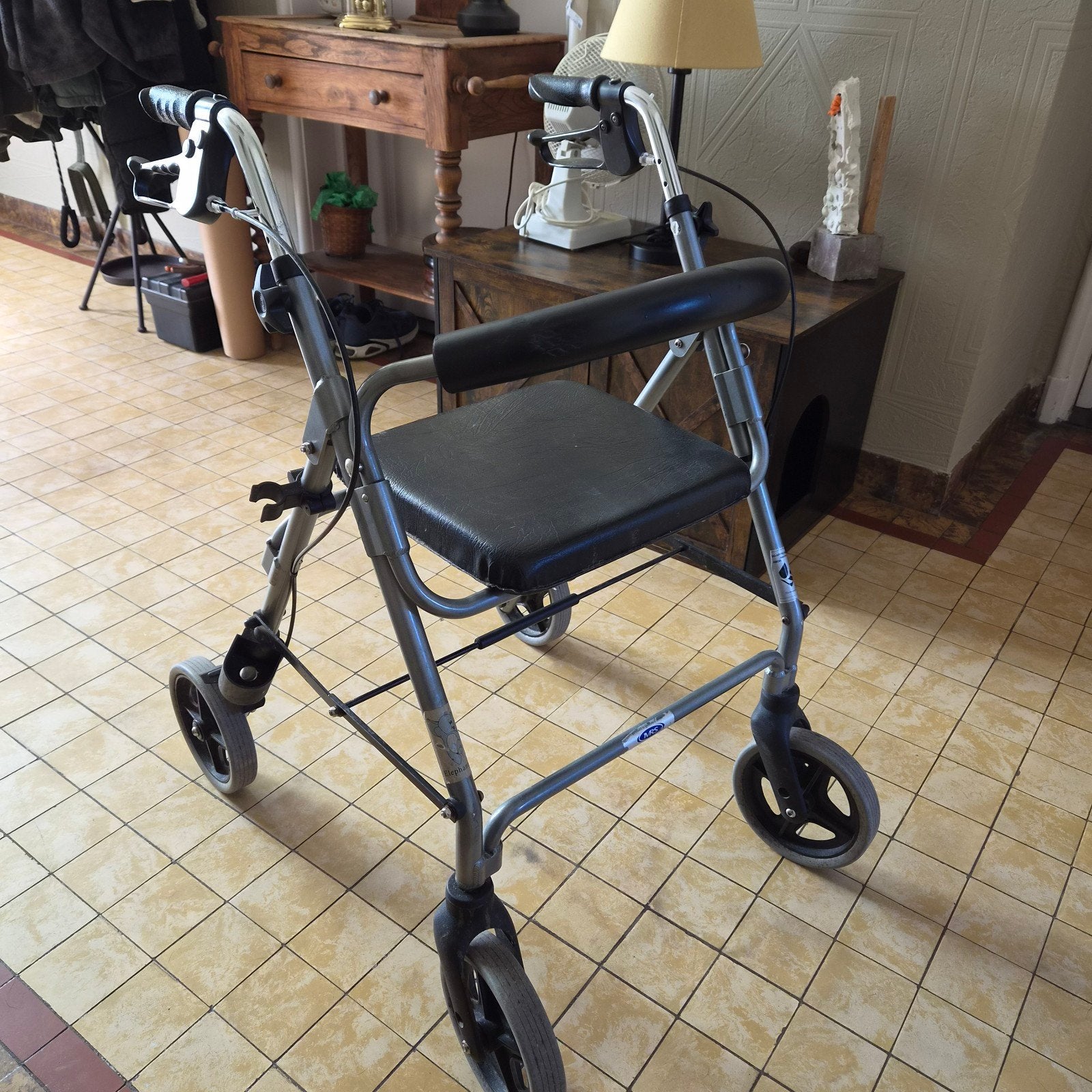 Te koop: Rollator, Ophalen, Opvouwbaar, Gebruikt