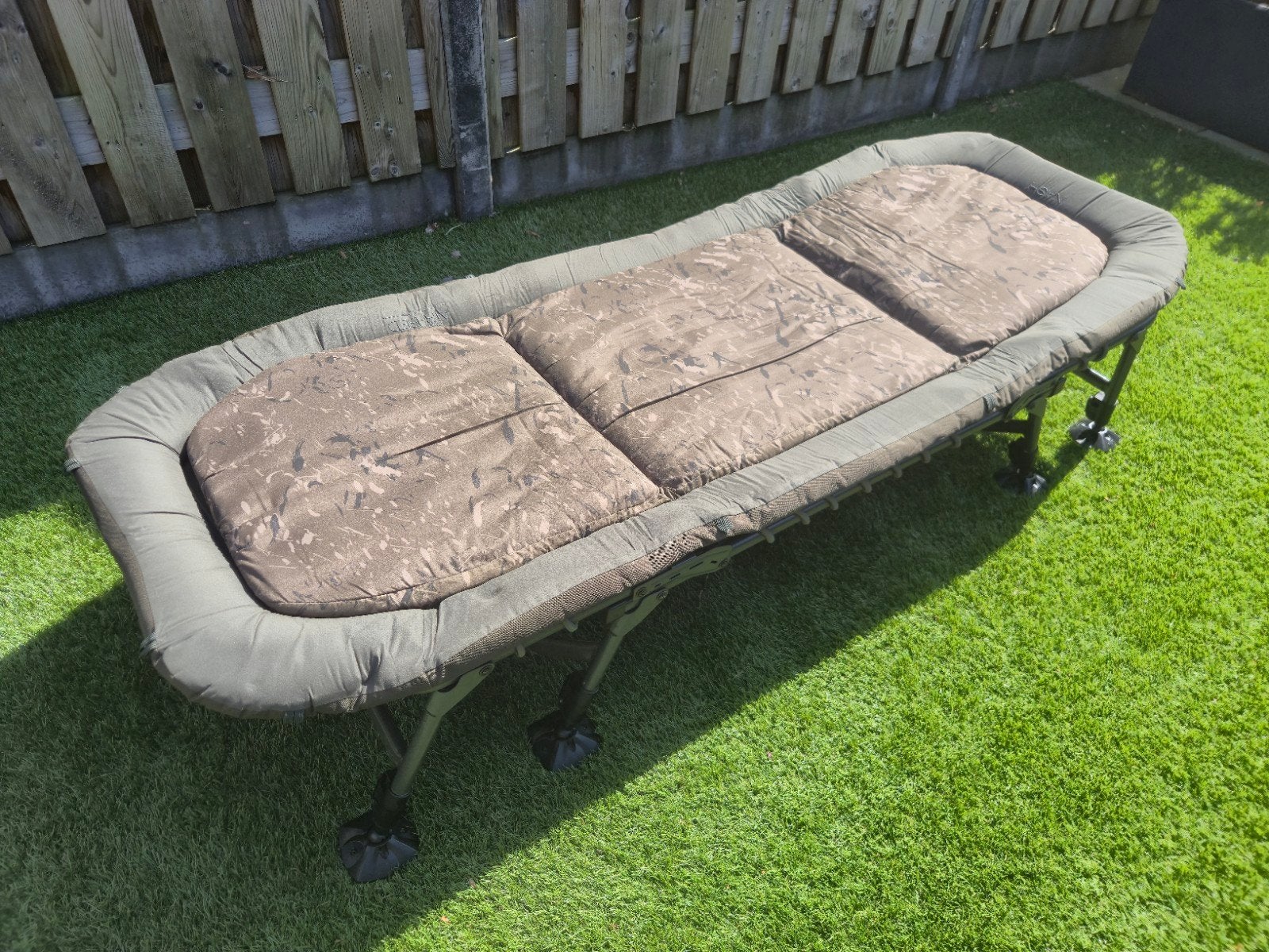 Nash indulgence 4 leg bedchair, Watersport en Boten, Hengelsport | Karpervissen, Zo goed als nieuw, Overige typen, Ophalen