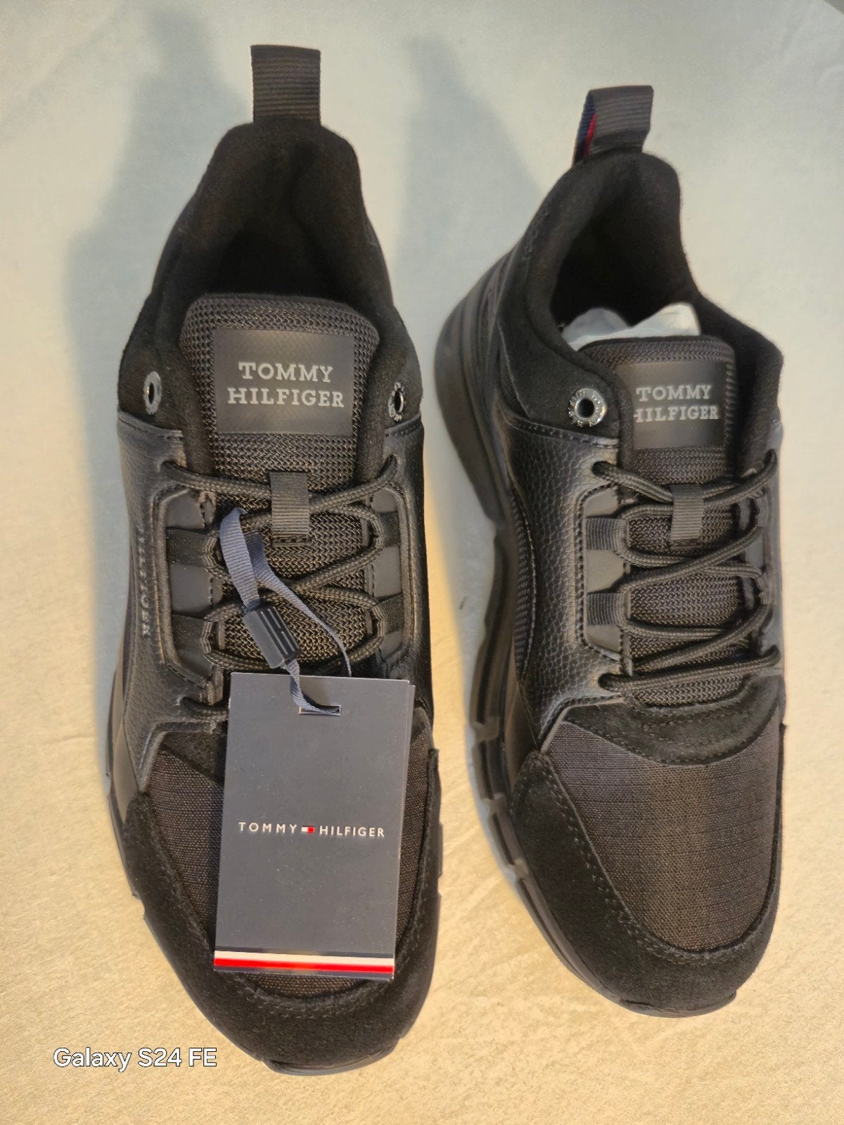 Tommy Hilfiger Sneakers Zwart Maat 40 nieuw!, Zwart, Tommy Hilfiger, Nieuw, Ophalen of Verzenden