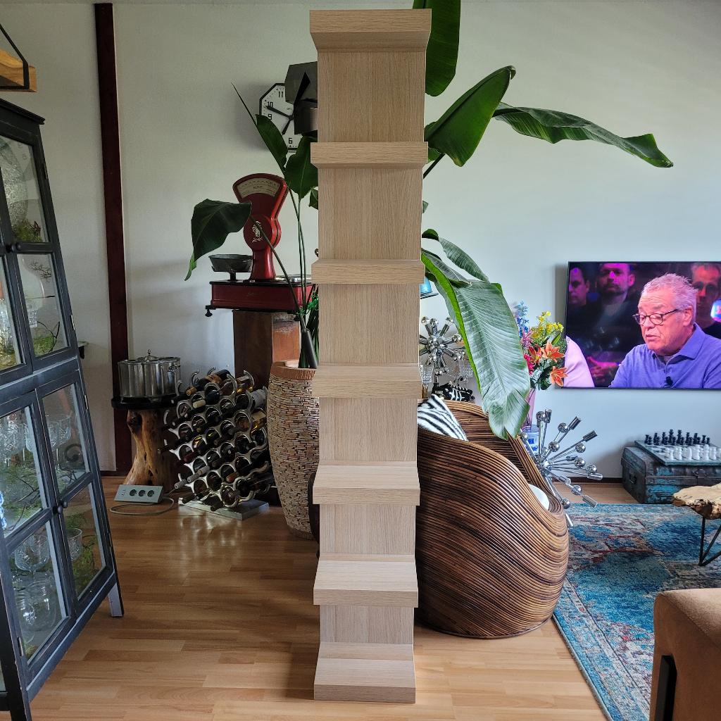 In Topstaat: IKEA Lack kast, Huis en Inrichting, Ophalen, Zo goed als nieuw, Minder dan 150 cm, 150 tot 200 cm