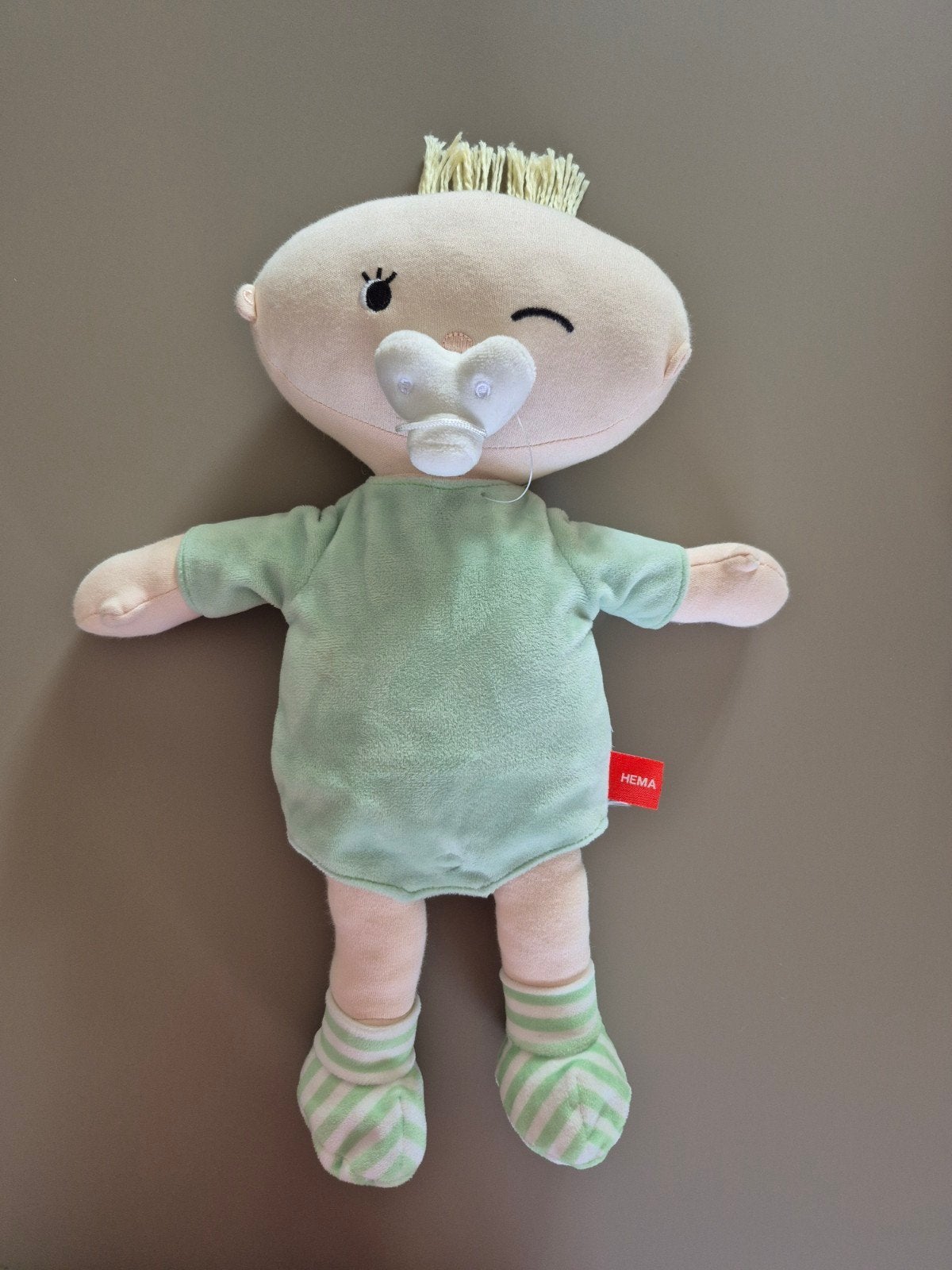 Hema knuffelpop/babypop - groen, Hema, Overige karakters, Overige typen, Met kleding of accessoire