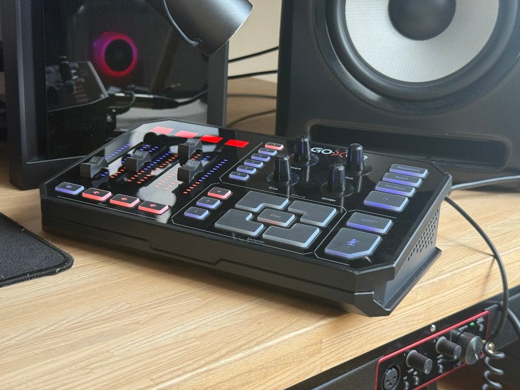 GoXLR Mengpaneel + Mic Preamp voor Gamers/Creators, Ophalen of Verzenden, Gebruikt, Minder dan 5 kanalen, Microfooningang