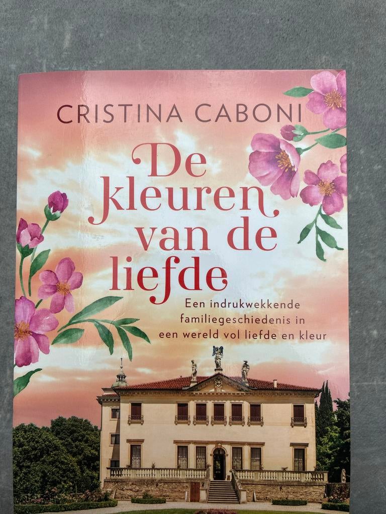 De kleuren van de liefde - Cristina Caboni, Boeken, Ophalen of Verzenden, Zo goed als nieuw