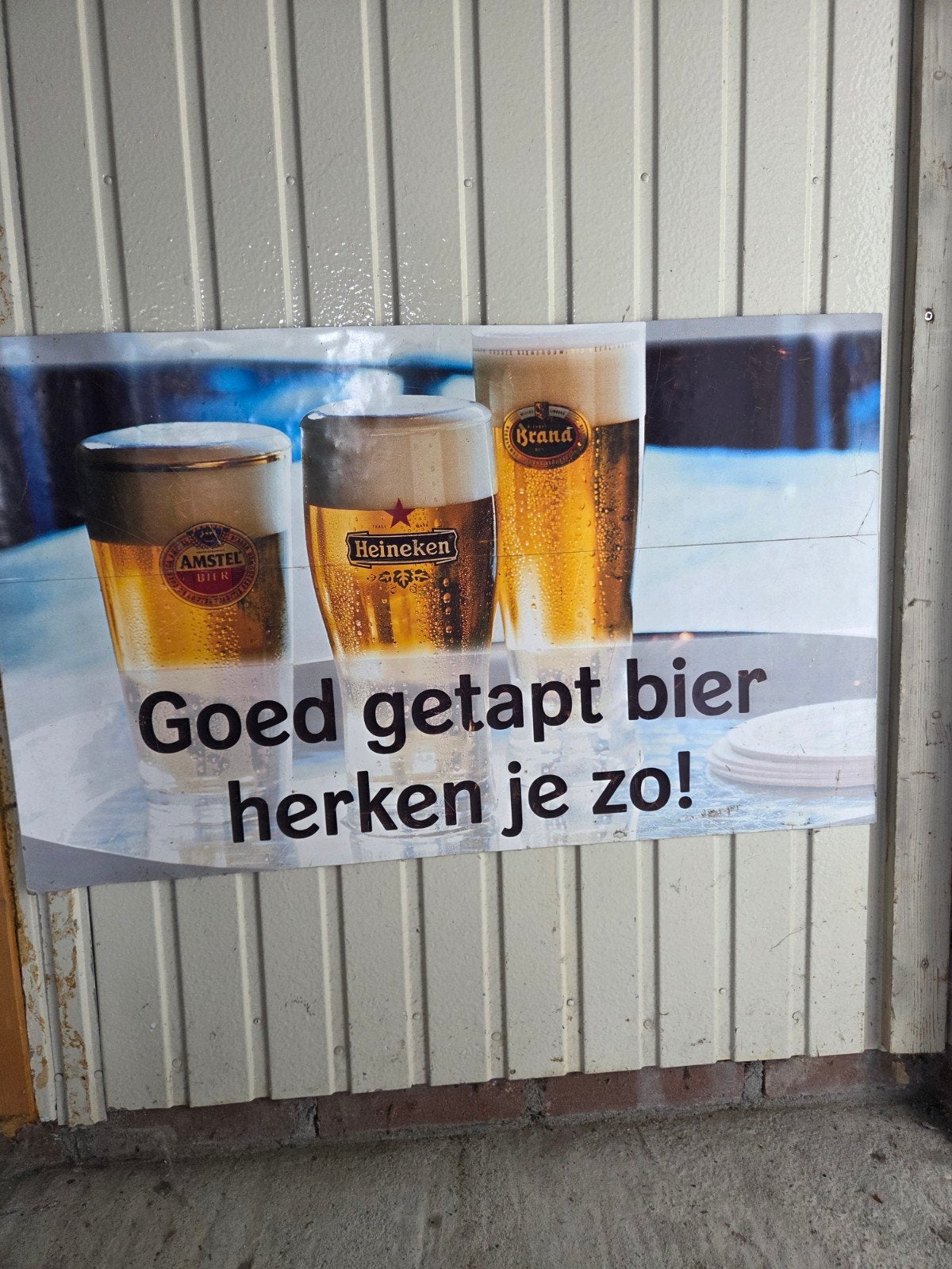 Bierreclameplaat Heineken Amstel Brand, Ophalen