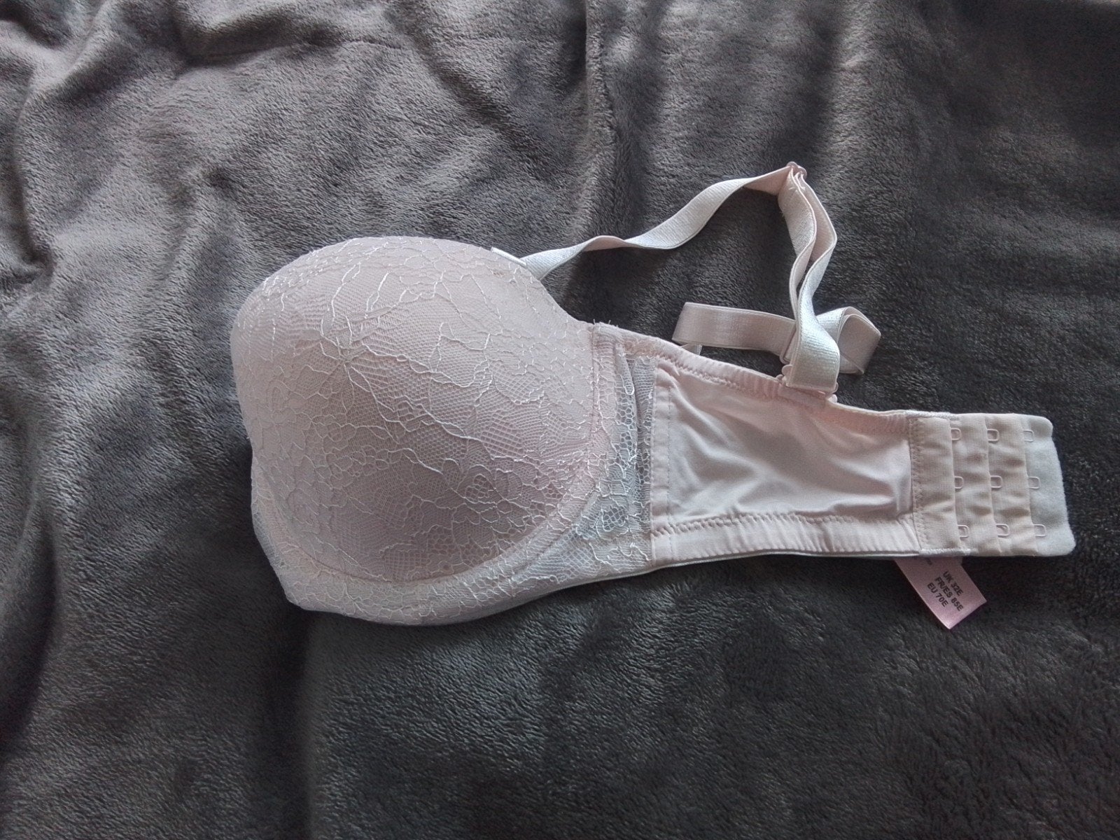 Hunkemöller BH - Roze kant - Maat 70E, Hunkemöller, Ophalen of Verzenden, Roze, BH