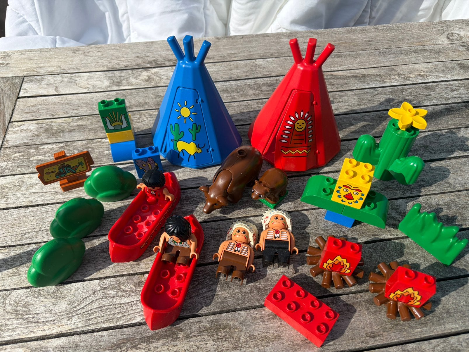 Lego, wigwam, kano, ksmpvuur, indianen., Ophalen of Verzenden, Zo goed als nieuw