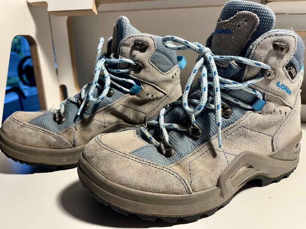 Lowa wandelschoenen kind, mt.34, Sport en Fitness, Bergsport en Wandelen, Ophalen, Zo goed als nieuw, Schoenen