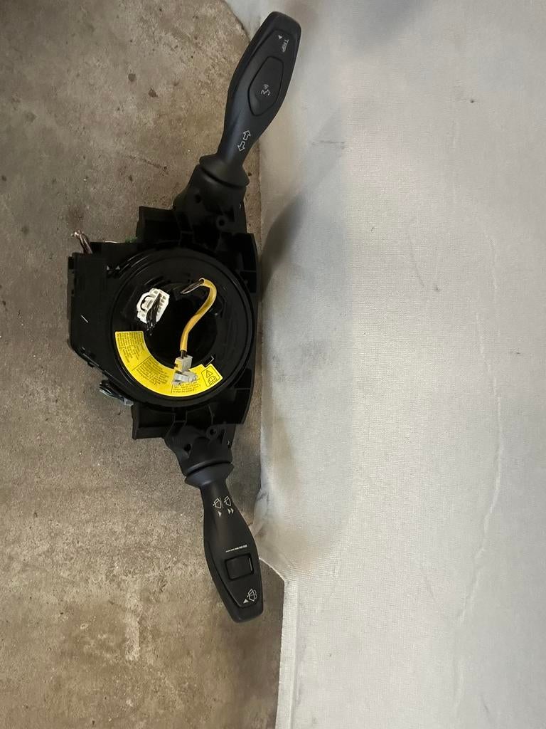 Ford fiesta  stuurkolomschakelaar, Ophalen of Verzenden, Ford