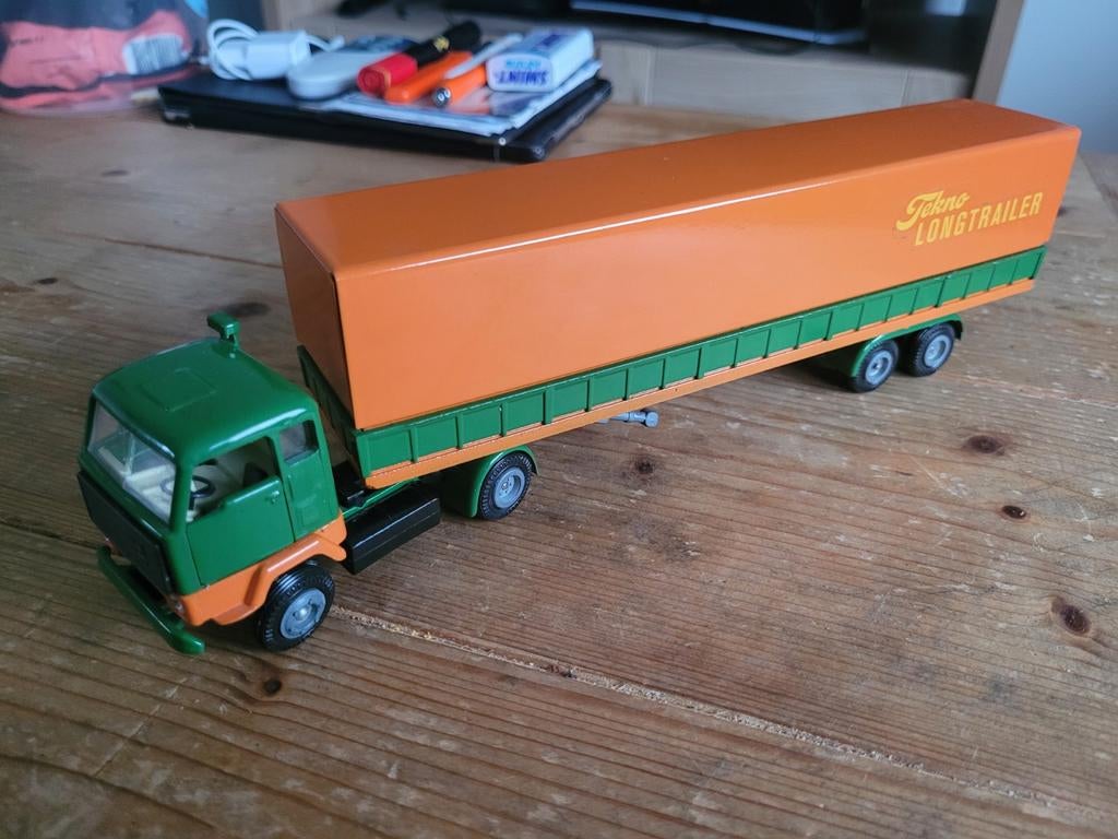 Volvo tenkno oplegger, Tekno, Zo goed als nieuw, Tekno, Bus of Vrachtwagen