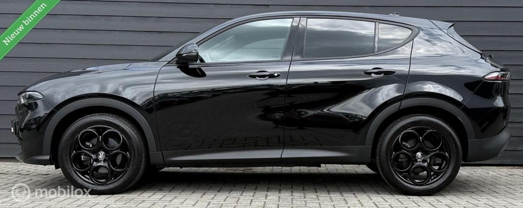 Alfa Romeo Tonale 1.5T Hybrid Sprint Black Edition/Carplay/1, Gebruikt, 4 cilinders, Met garantie (alle), Zwart