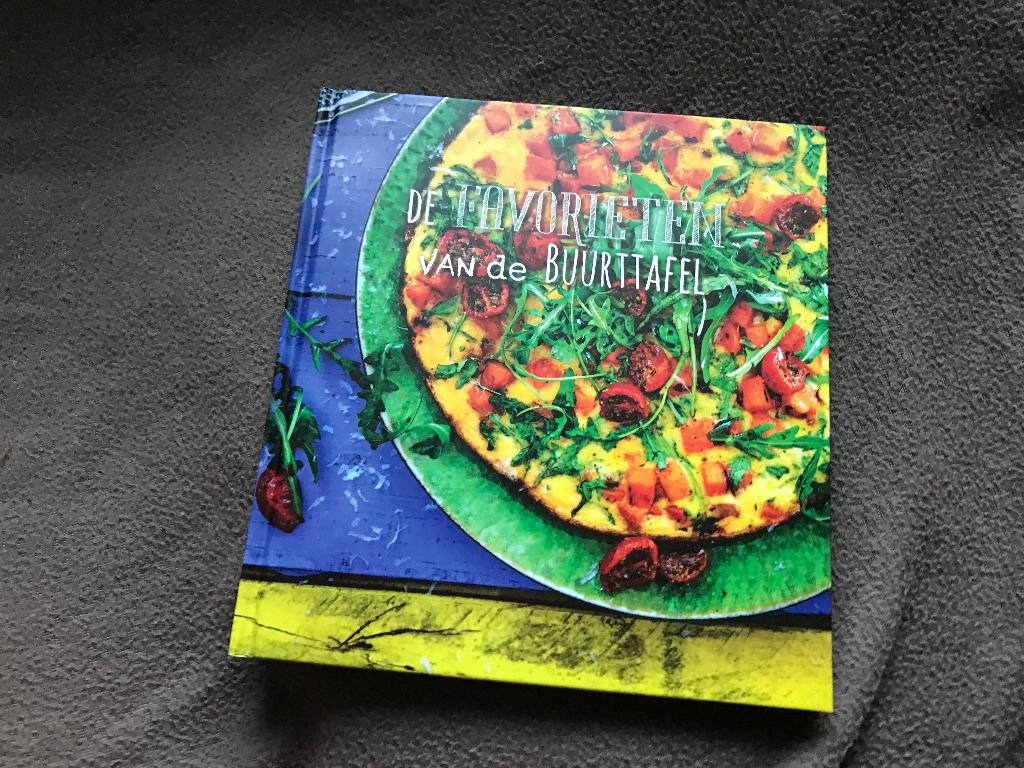 🍕 De favorieten van de buurttafel, Ophalen of Verzenden, Zo goed als nieuw