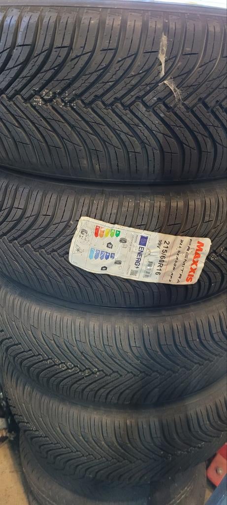NIEUWE banden 215/60/16 maxxis, Auto-onderdelen, Ophalen, 215 mm, 16 inch, Nieuw