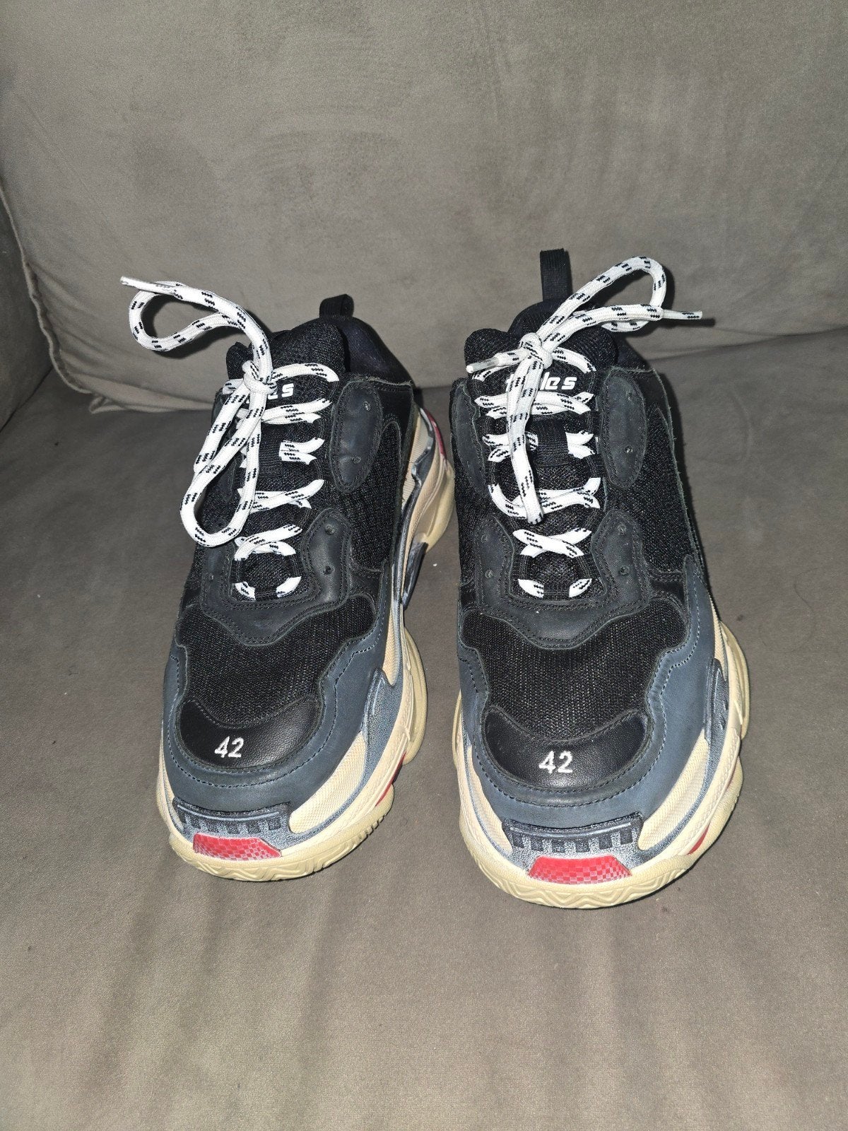 Balenciaga Triple S Sneakers Maat 42 - Zo Goed als Nieuw, Kleding | Heren, Zwart, Ophalen of Verzenden, Balenciaga, Sneakers of Gympen