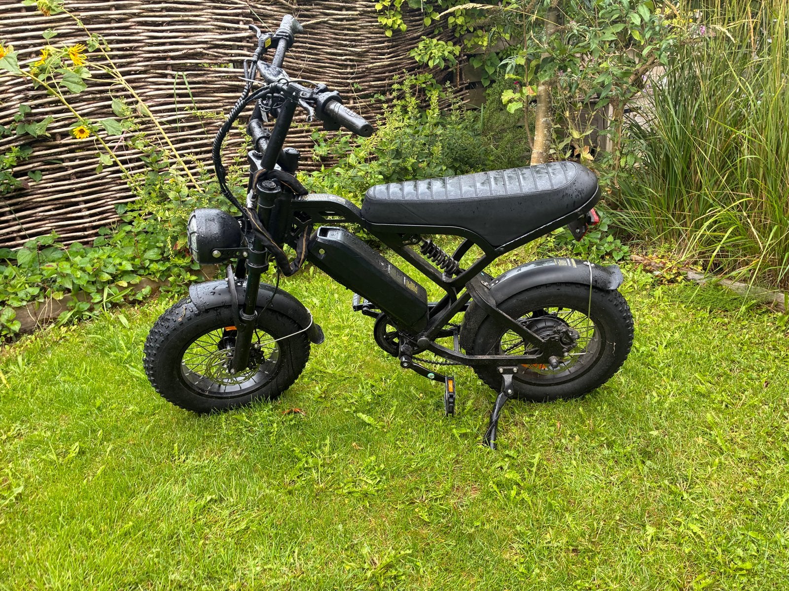 Stoere Fatbike - Zwart, tandwiel achter zit los, Fietsen en Brommers, Elektrische fietsen, Gebruikt, Minder dan 47 cm, 30 tot 50 km per accu